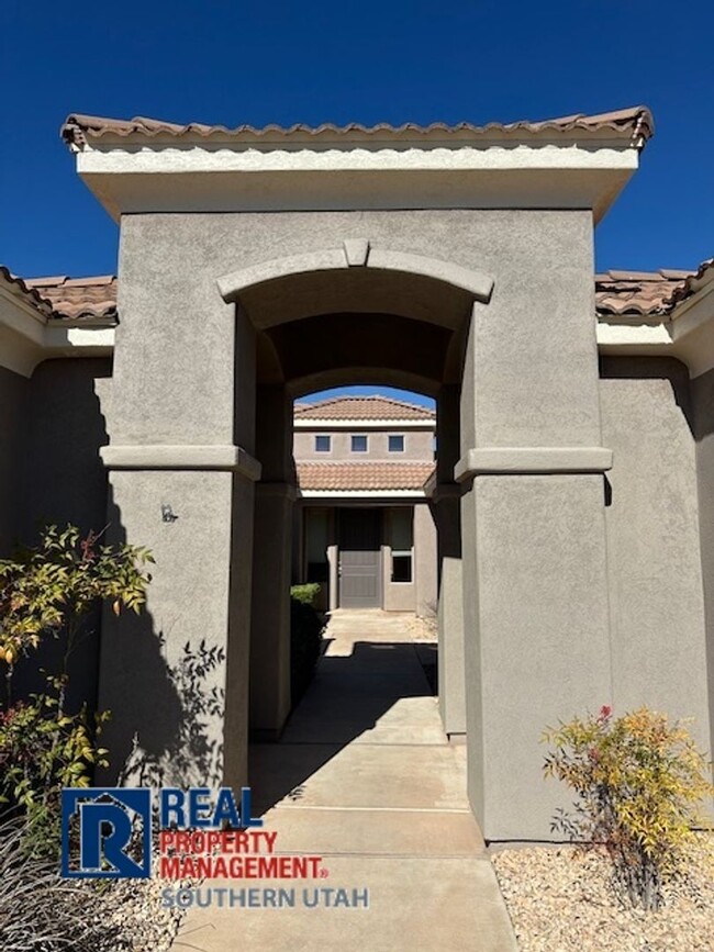 Foto del edificio - Large Home in Coral Canyon