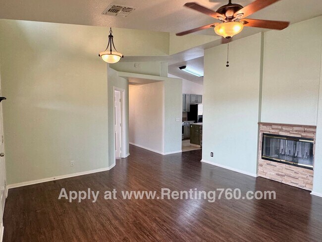 Foto del edificio - Rare and Spacious 4 Bedroom Indian Cove Home with Solar Panels!