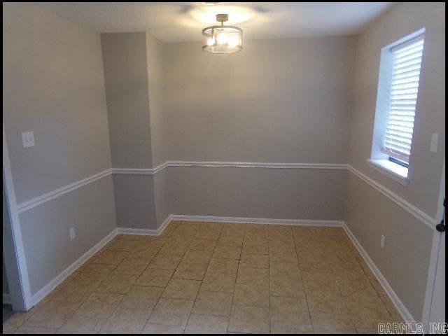 Building Photo - 13 Pheasant Run Dr