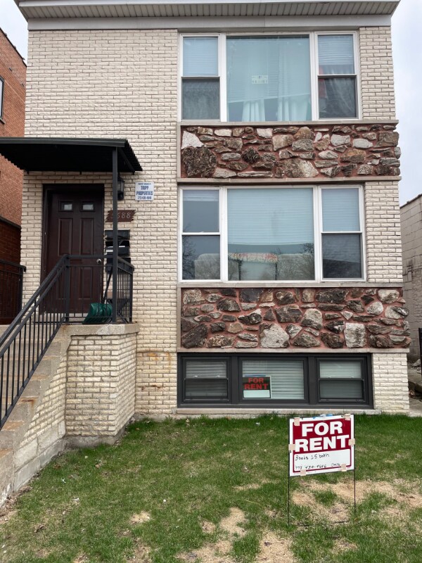 5688 N Elston Ave Unit GARDEN, Chicago, IL 60646 Condo for Rent in