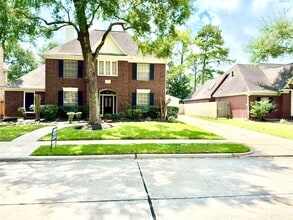 Building Photo - 4226 Roaring Rapids Dr