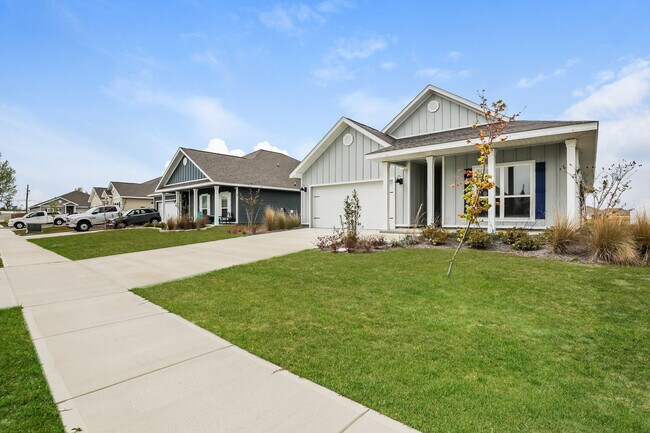 Foto del edificio - 455 Eagle Lake Wy