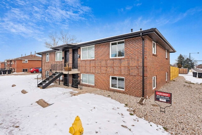 Building Photo - 1100 N Rosemary St