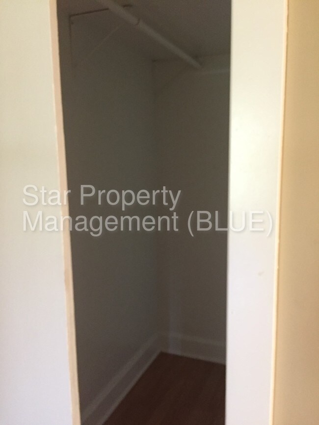 Foto del edificio - 7815 E 86th St