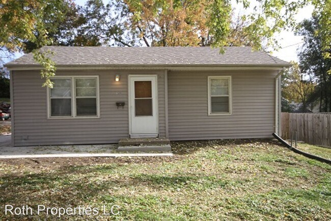 Foto del edificio - 2 br, 1 bath House - 3509 SW 8th St