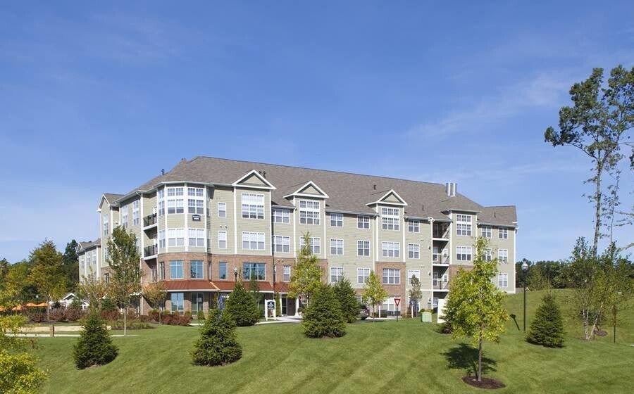Building Photo - 14 Avalon Dr