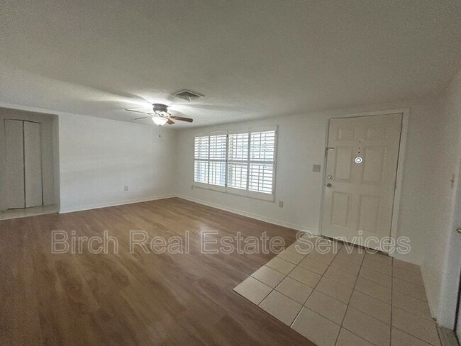 Building Photo - 7602 Cumber Dr