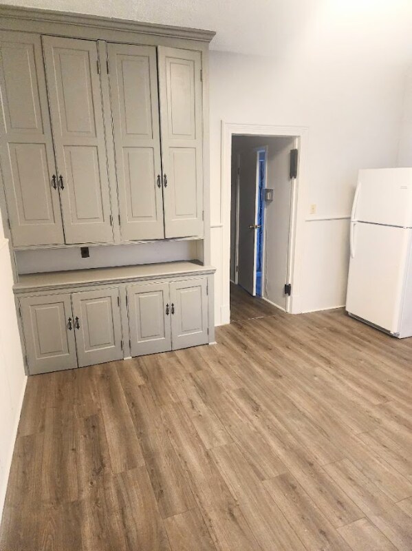 228 E Harrison St Unit 2, Cumberland, MD 21502 Room for Rent in