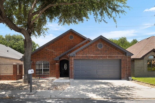 Building Photo - 309 N 36th Ln