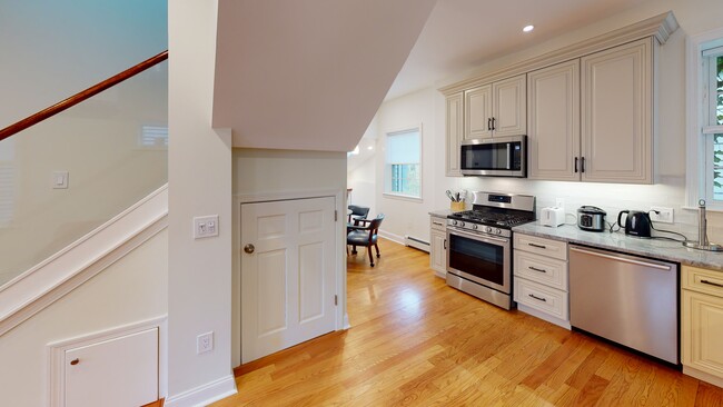 open floorpan first floor - 9 Ashton Pl