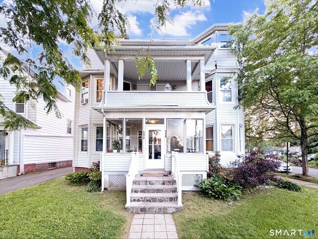 Foto del edificio - 310 Alden Ave