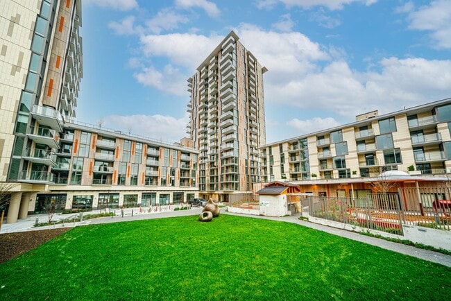 Photo du bâtiment - 8188 Fraser St