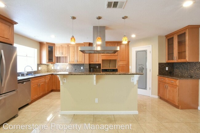 Building Photo - 3 br, 2.5 bath House - 4084 Teale Ave