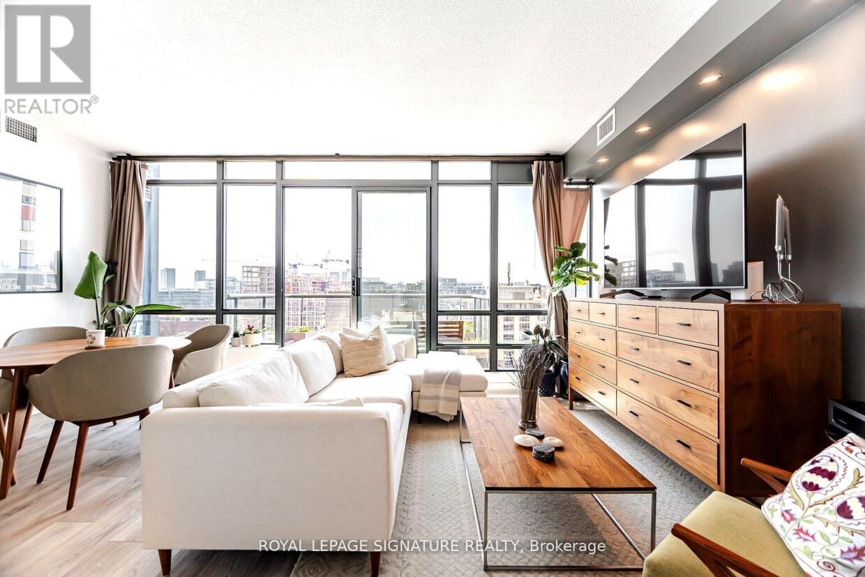 Photo principale - 438 King St W