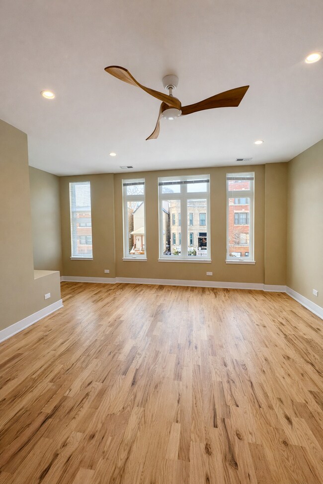 Foto del edificio - 4231 S Champlain Ave