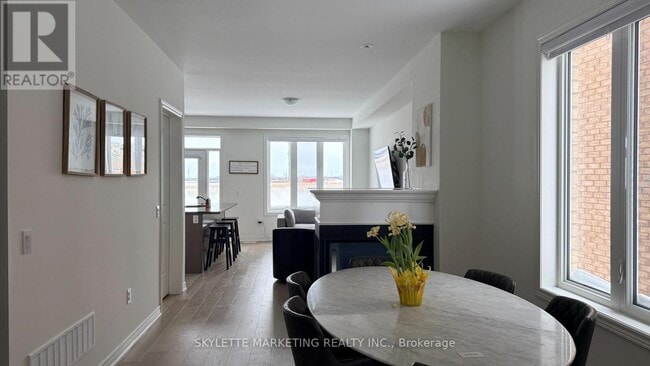 Building Photo - 83 Picardy Dr