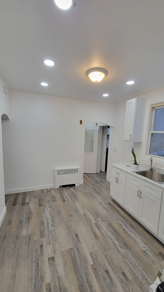 Foto del edificio - 7411 Park Ave