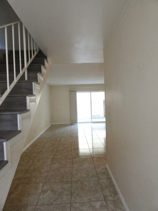 Foto del edificio - Breezewood Dr. 12423
