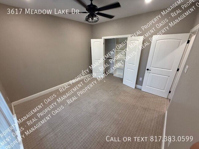 Building Photo - 3617 Meadow Lake Dr