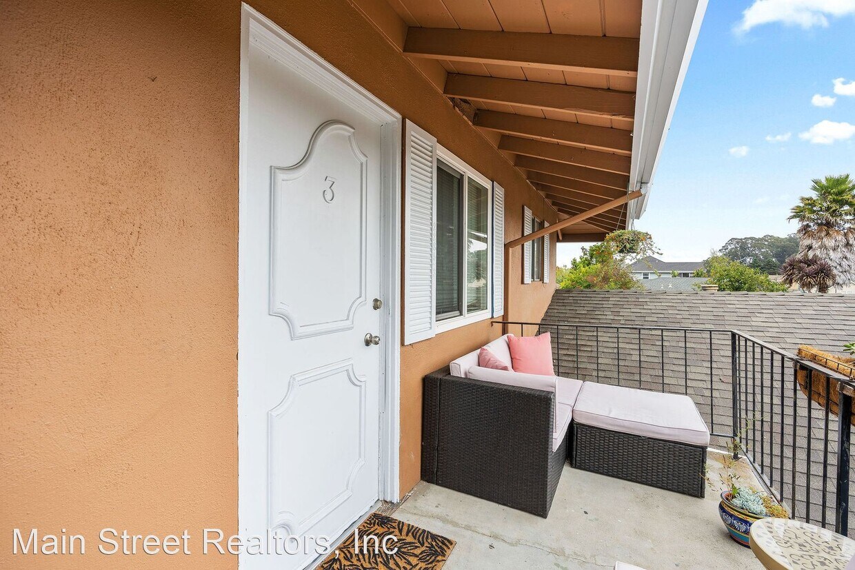 Foto principal - 2 br, 1 bath House - 1785 Halterman Ave