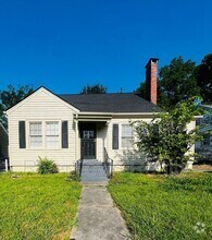 Building Photo - 907 Birch St