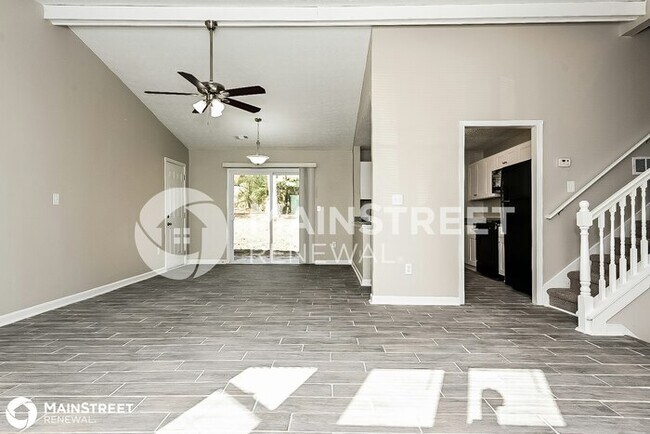 Building Photo - 1885 Hemming Way, Lithonia, GA 30058