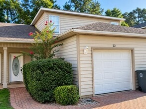 Building Photo - 22 Trevor Dr