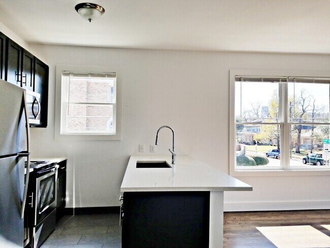 Foto del edificio - 4300 Junius St