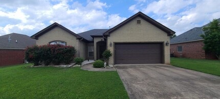Building Photo - 6004 Base Meadows Dr