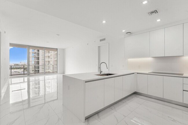 Foto del edificio - 220 Lake Shore Dr