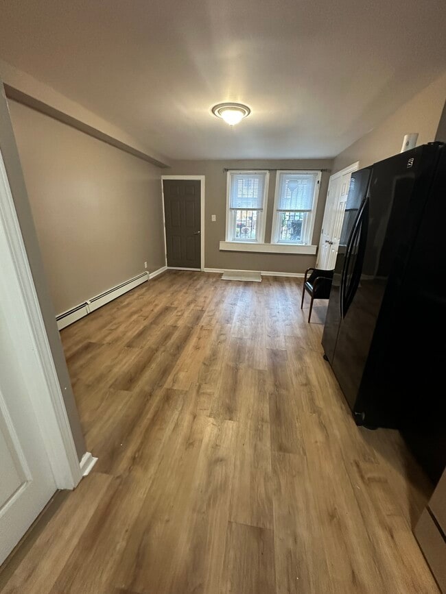 Building Photo - 207 Clerk St