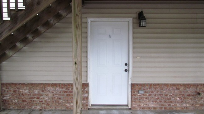 Building Photo - 16565 Hunters Ridge Ln