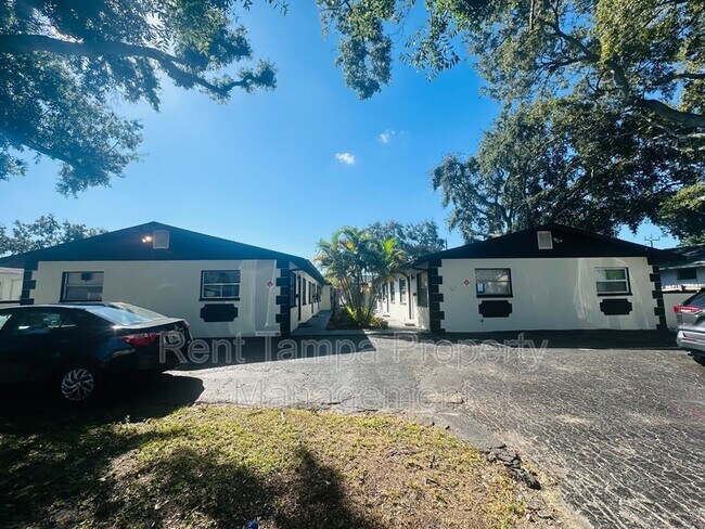 Foto del edificio - 618 93rd Ave N