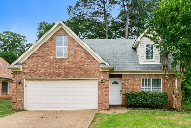 Building Photo - 8793 5 Oaks Dr W