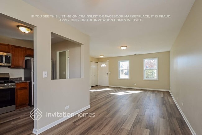 Foto del edificio - 880 Edenwood Dr