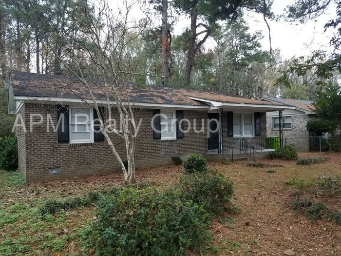 Primary Photo - Affordable Three Bedroom Home