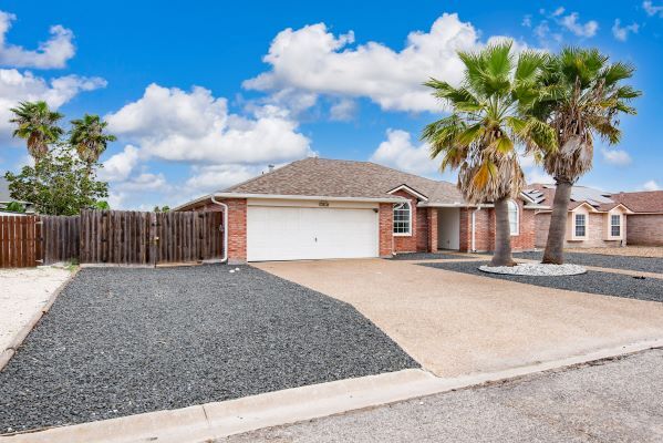 Foto principal - 13914 Skysail St