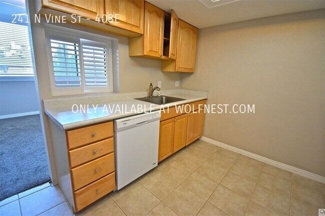 Foto del edificio - Lovely 2 Bedroom Downtown Salt Lake Condo!