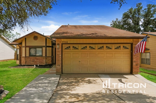 Building Photo - 7714 Clear Ridge Dr