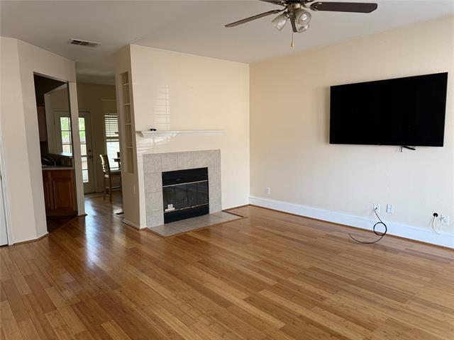 Building Photo - 3944 Brandon Park Dr