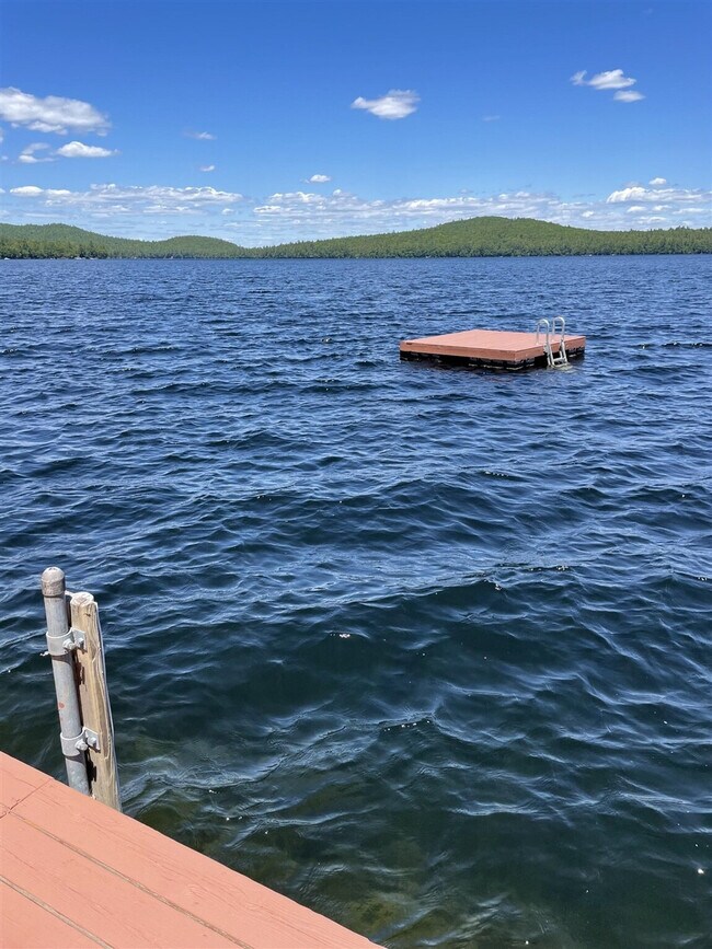 Foto del edificio - 613 Peabody Pond Rd