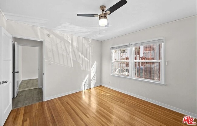 Building Photo - 1518 Laurel Canyon Blvd