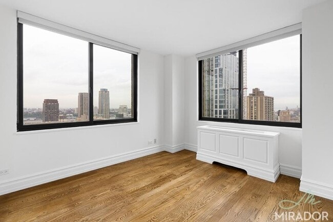 Building Photo - 3 bedroom in New York NY 10023