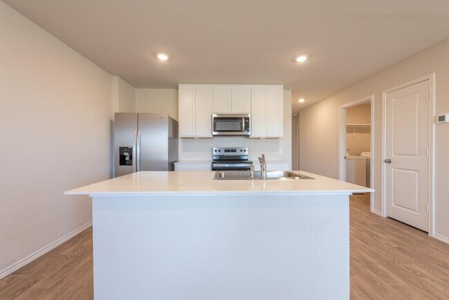 Foto del edificio - 2115 Windflower Ln