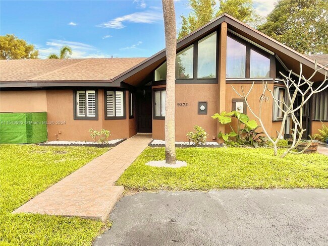 Foto del edificio - 9272 SW 132nd St