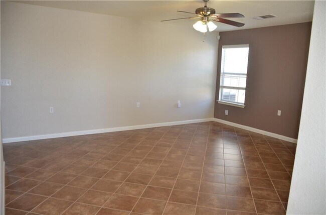 Building Photo - 8109 Lalew Cove