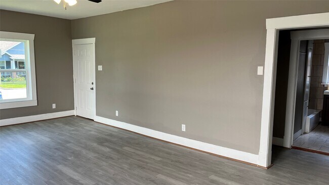 Foto del edificio - 720 E 12th St