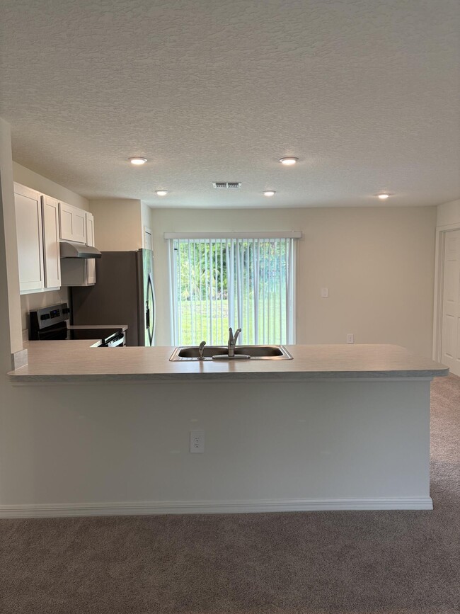 Building Photo - 1109 Altamira St NW