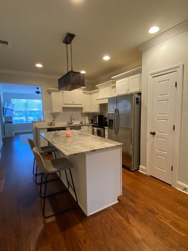 Photo - Fieldstone Farms House