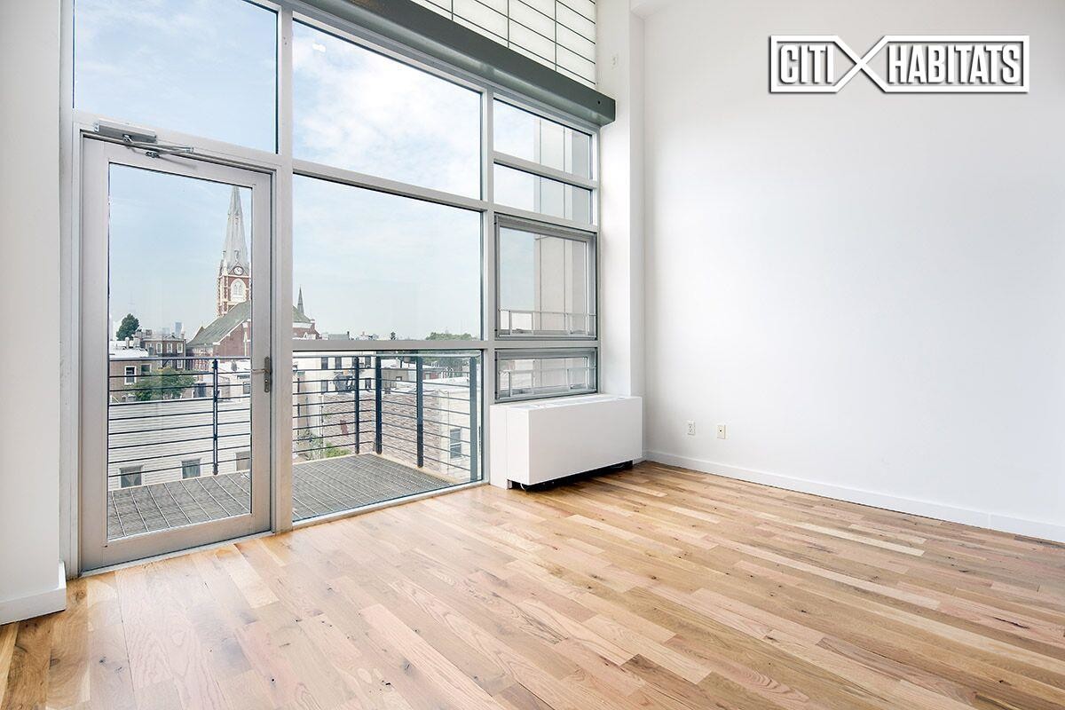 Foto principal - 308 Eckford St